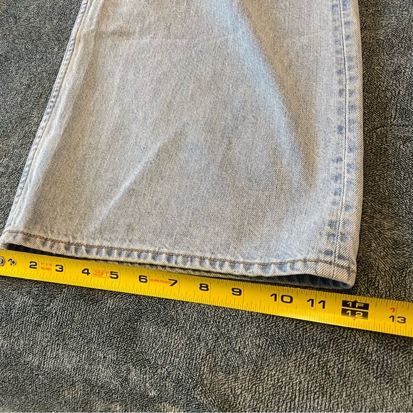 Denim Forum
Denim Forum The '90s Lite Hi-rise Wide Jean Size 28 - Picture 10 of 13
